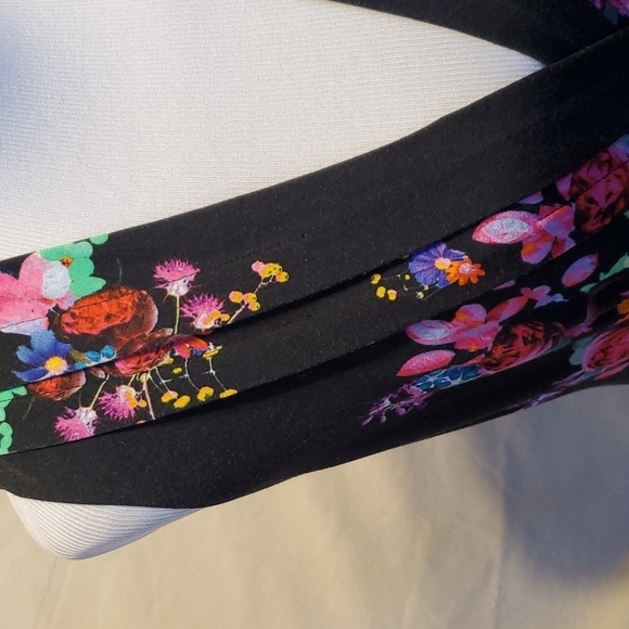 Nicole Miller Artelier Floral Midi Dress SZ MD - Picture 4 of 10